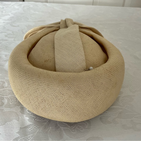 Vintage Mr Charles Women’s Hat Mid Century Modern Cream Pill Box - Picture 3 of 9